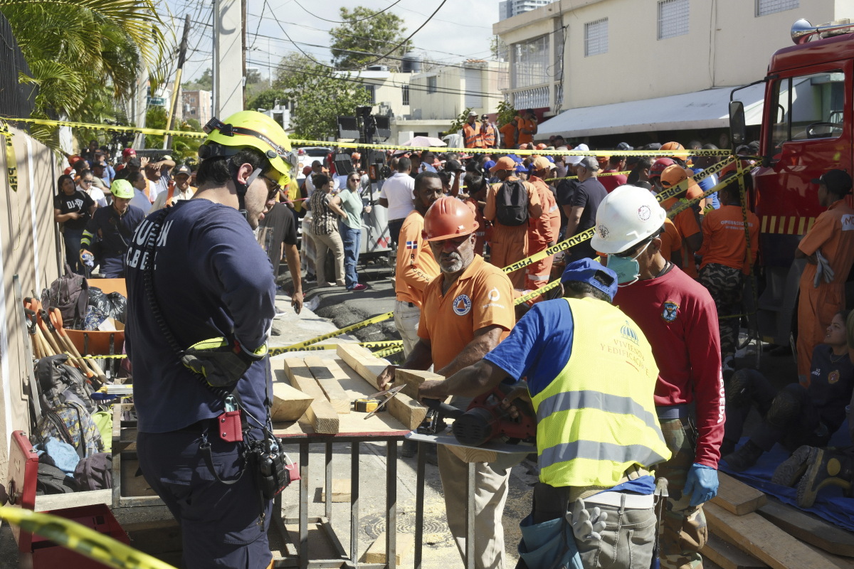 Dominikánska republika pád strecha Santo Domingo 