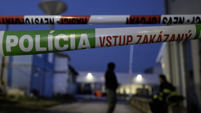 polícia policajti páska