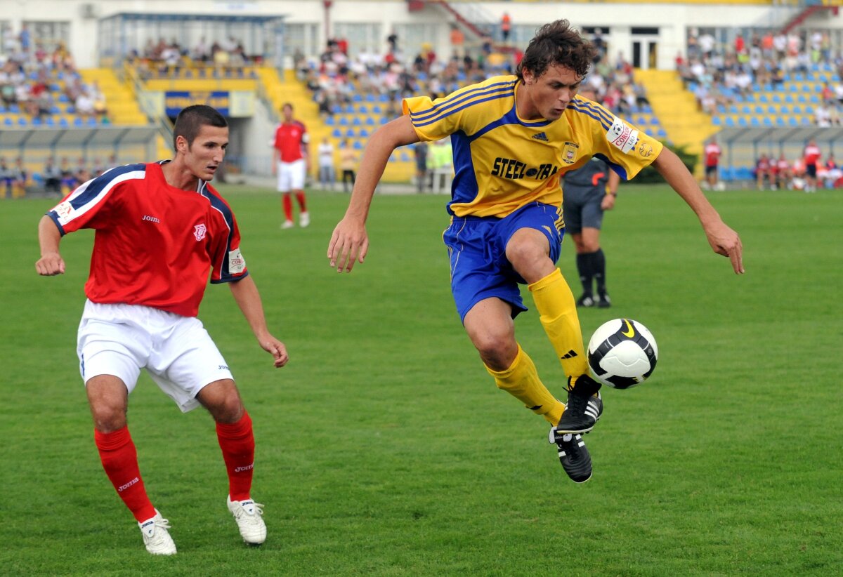 futbal05_2_8_08.jpg matič