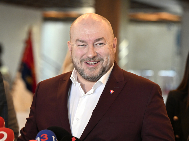 Huliak: Hazard nechceme podporovať, ale dostať pod kontrolu. Nelegálne weby musíme zablokovať
