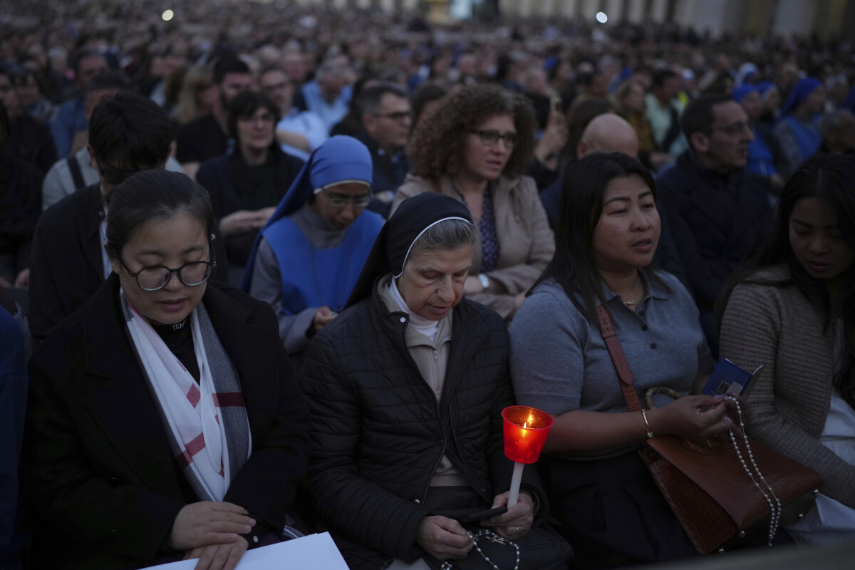 Vatikán modlitba pápež úmrtie 