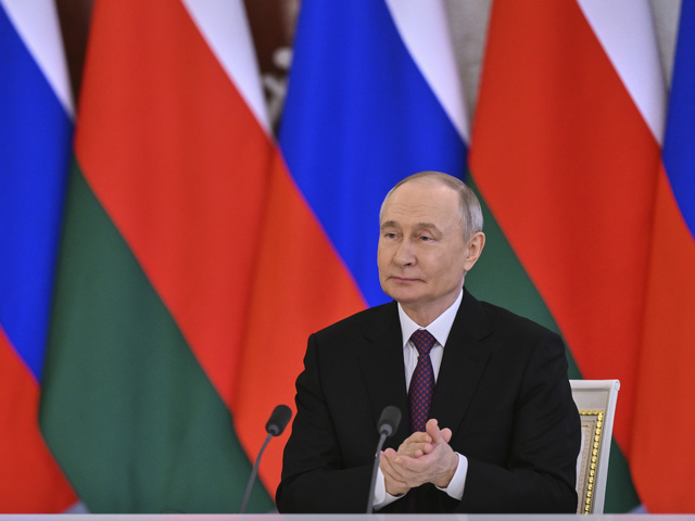 Putin ponúkol USA prímerie pozdĺž frontu, píše Financial Times. Moskva by sa tak vzdala časti okupovaných území