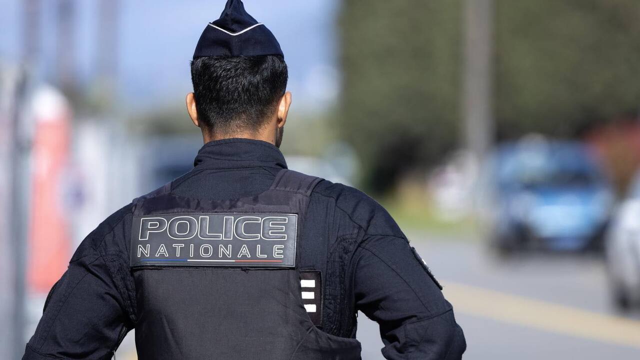 francuzska policia francuzsko policajt