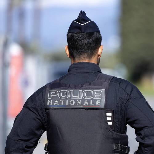 francuzska policia francuzsko policajt