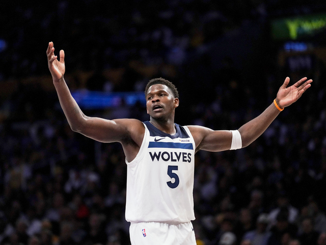Minnesota opäť silná doma. Lakers odchádzajú s prehrou, LeBronov výkon nestačil na rozbehnutý Timberwolves