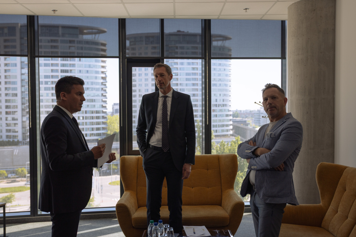 V politike Majerský Šutaj Eštok 