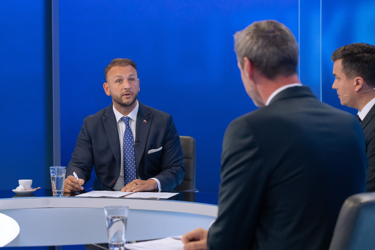 V politike Šutaj Eštok Majerský