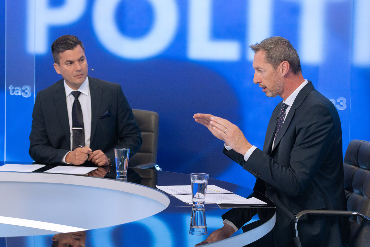 V politike Majerský 