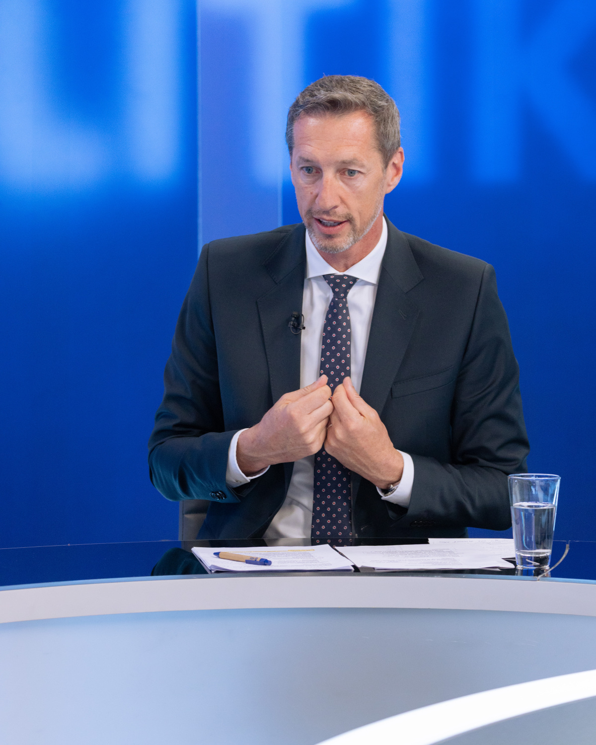 V politike Majerský 