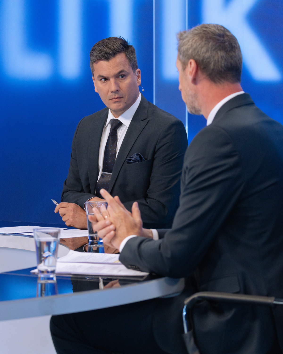 V politike Majerský 