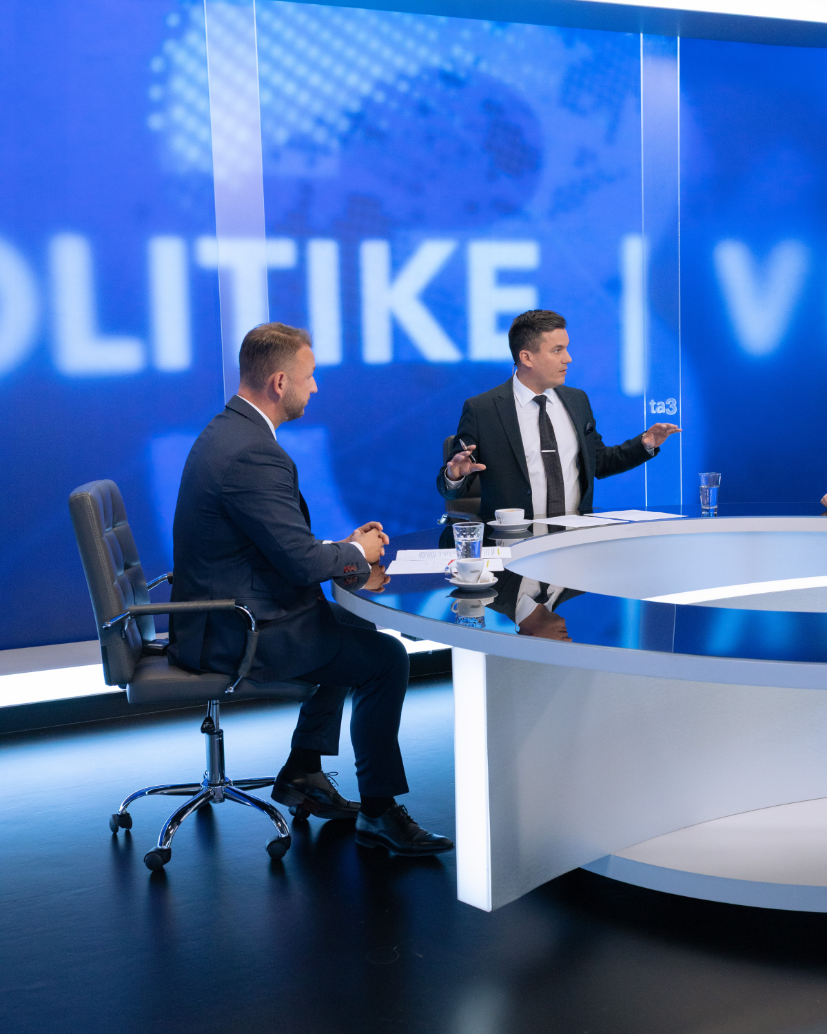 V politike Šutaj Eštok 