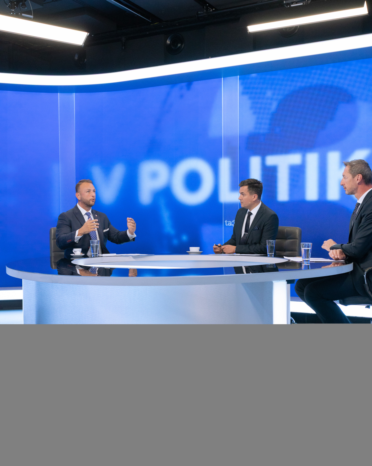 V politike Majerský Šutaj Eštok 