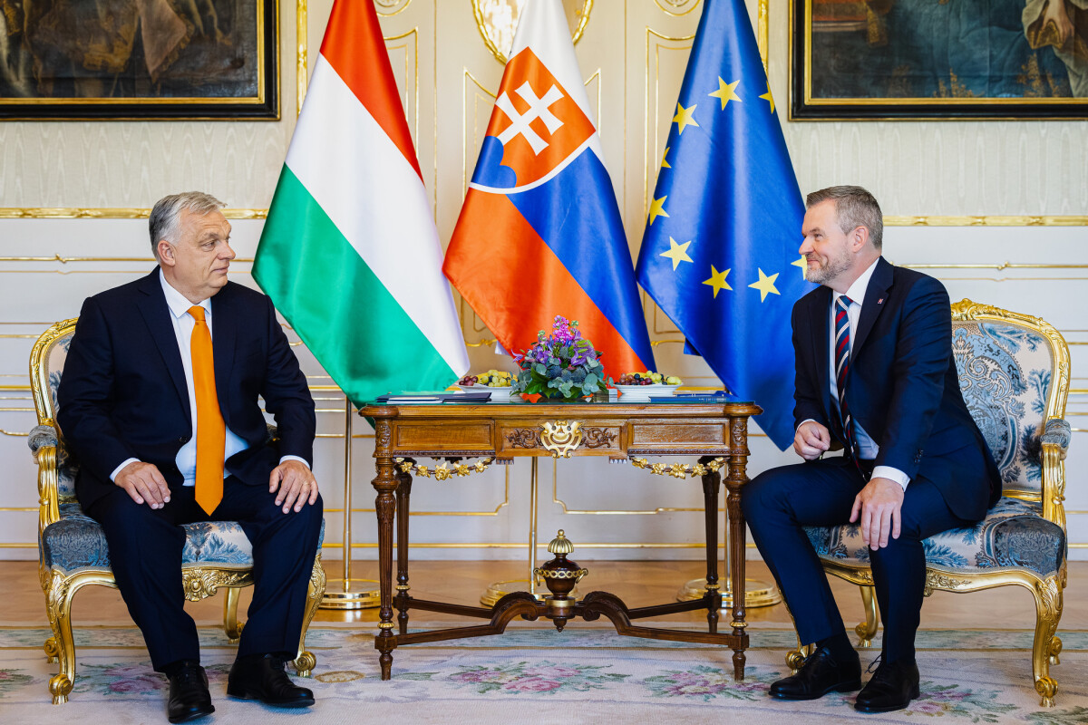 prezident Pellegrini a madarsky premier Orbán