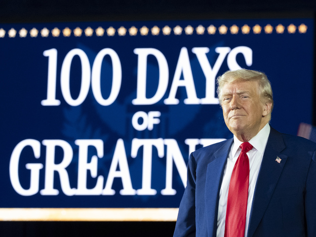 Trump si pripomenul 100 dní vo funkcii, chválil sa úspechmi. Ešte len začíname, odkázal kritikom