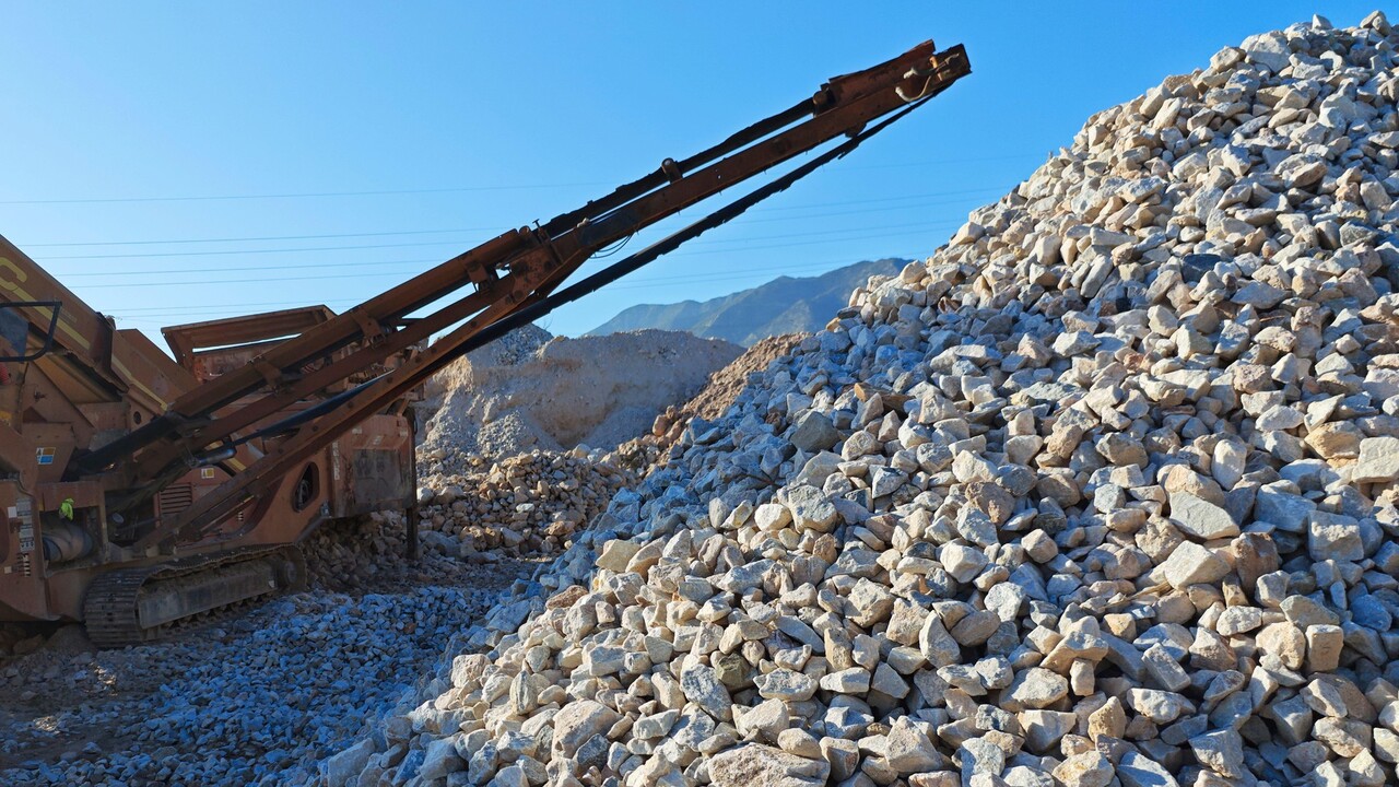 nerastné suroviny.jpg