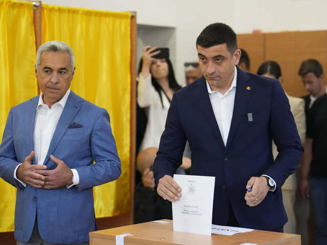 V prvom kole prezidentských volieb v Rumunsku vyhral krajne pravicový kandidát. Analytici hovoria o zlej správe