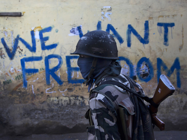 India ohlásila údery proti teroristom v Pakistane, Islamabád hlási mŕtvych civilistov. Odveta prišla hneď