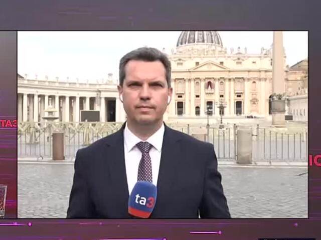 Konkláve sa začína za zatvorenými dverami. Kardináli rozhodujú o budúcom smerovaní katolíckej cirkvi