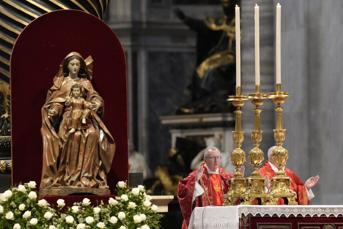 Vatikán konkláve omša 