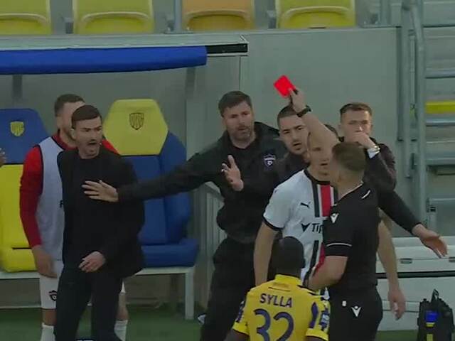 Dunajská Streda stráca na tretiu Trnavu už len bod. Napätie na trávniku vyústilo v žlté karty