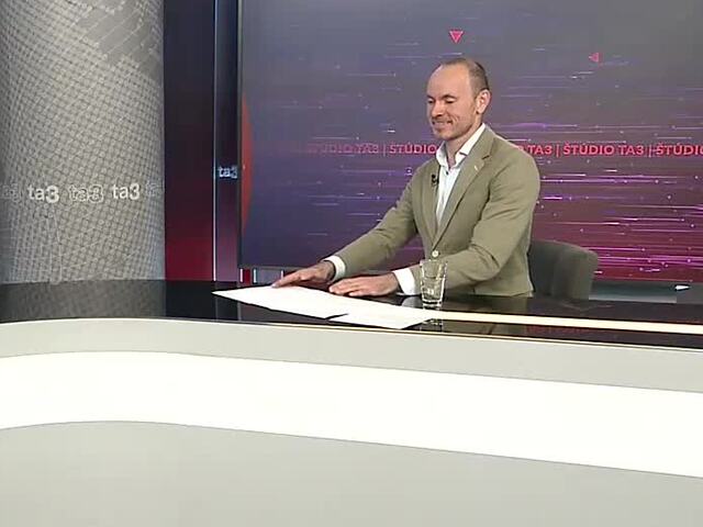 Poriadna dávka zaujímavostí zo sveta šoubiznisu, kultúry a umenia. Európa žije pesničkovou súťažou
