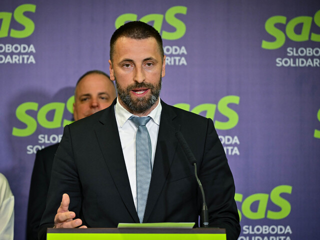 SaS žiada preverenie predraženej zákazky rezortu vnútra, podala trestné oznámenie. Ministerstvo tvrdí, že nakupuje výhodne