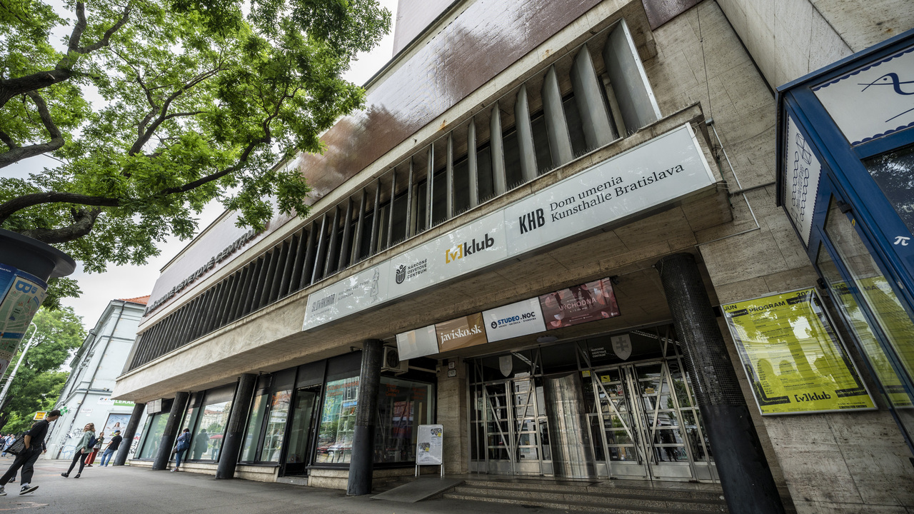 kunsthalle národné osvetové centrum 