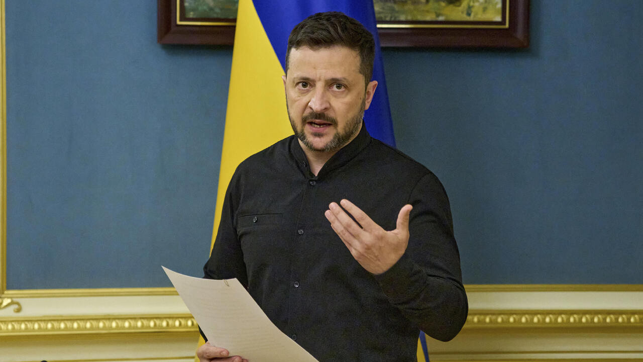 zelenskyj novinári.jpg