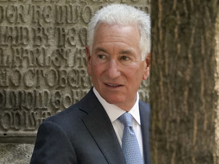 Charles Kushner velvyslanec usa trumpov svat