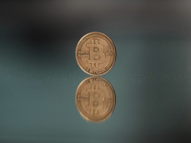 Hodnota bitcoinu prekročila hranicu 110-tisíc dolárov. Odborníci pripisujú úspech Trumpovi