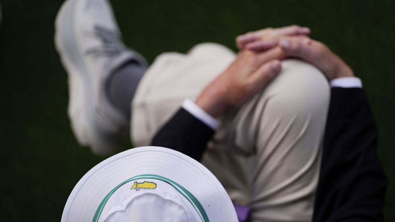 golf zamestnávateľ manažér