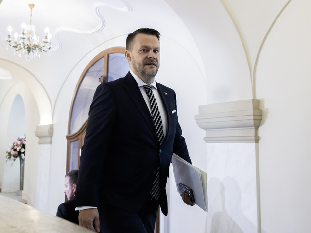 Migaľ hovorí o zmene zákona o verejnom obstarávaní. Súčasný systém vraj spôsobuje predražovanie projektov