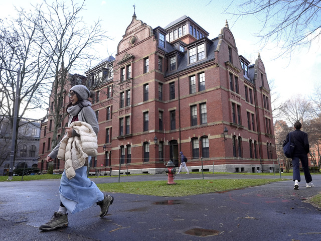 Trumpova vláda zruší zmluvy s Harvardom. Prestížna univerzita príde nielen o granty, ale aj o 100 miliónov