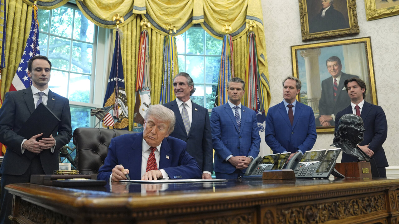 Trump ovalna pracovna