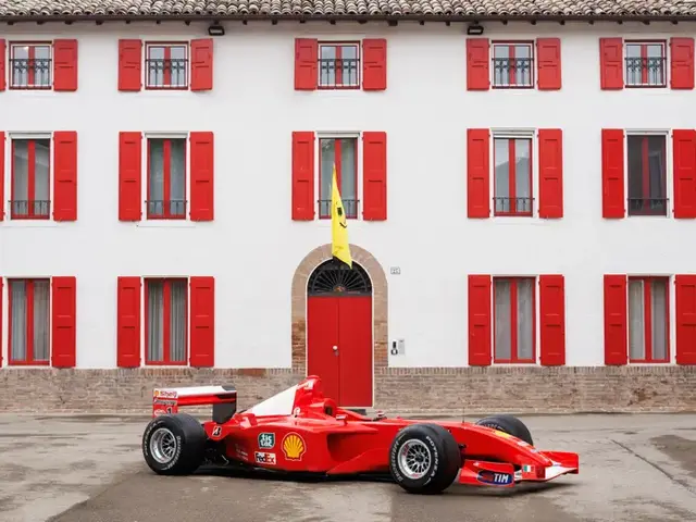 VIDEO: Miliónový klenot. Legendárne Schumacherovo Ferrari predali za rekordnú sumu