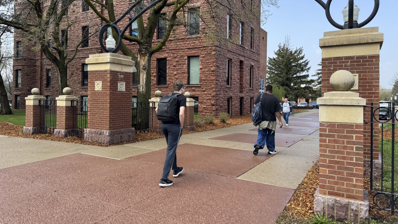 Noem Dakota univerzita