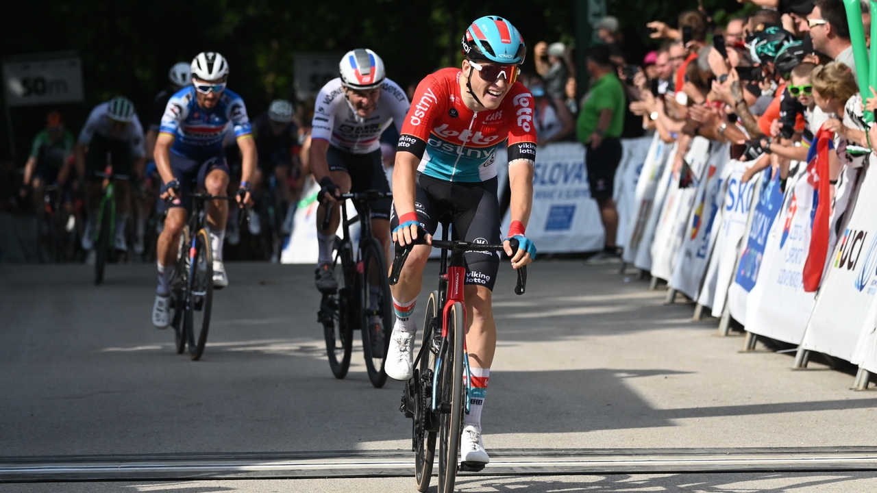 Okolo Slovenska 2024