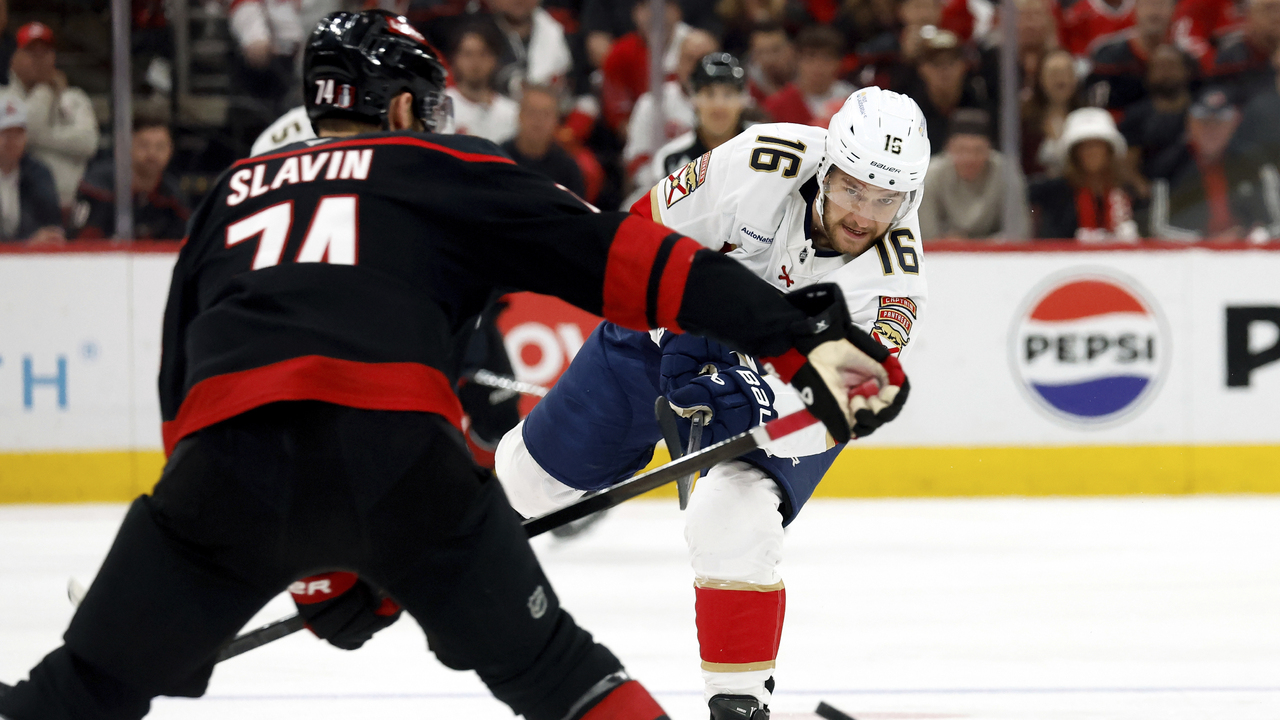 panthers hurricanes.jpg