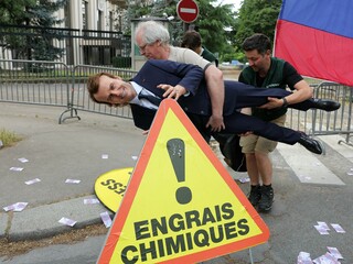 Macron socha