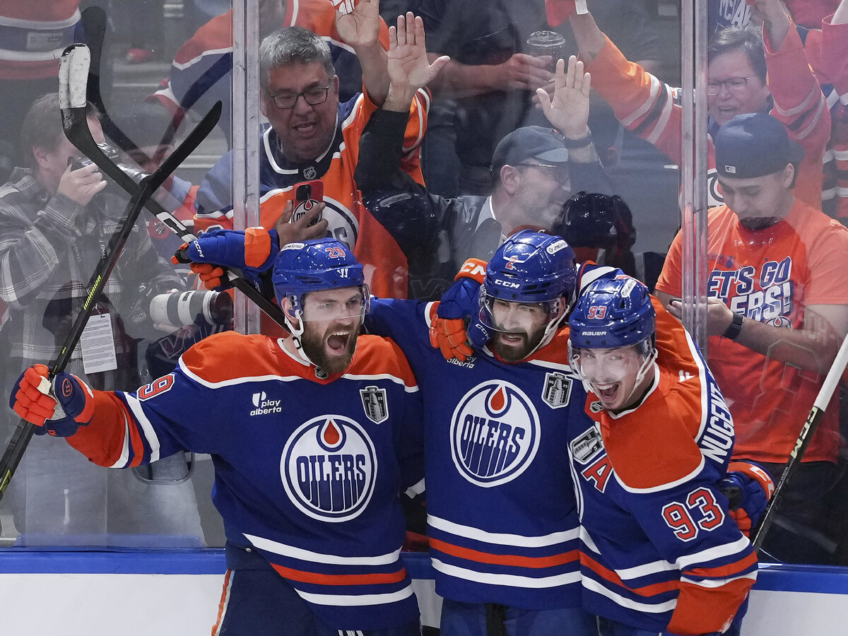 Stanley_Cup_Panthers_Oilers_Hockey425538.jpg