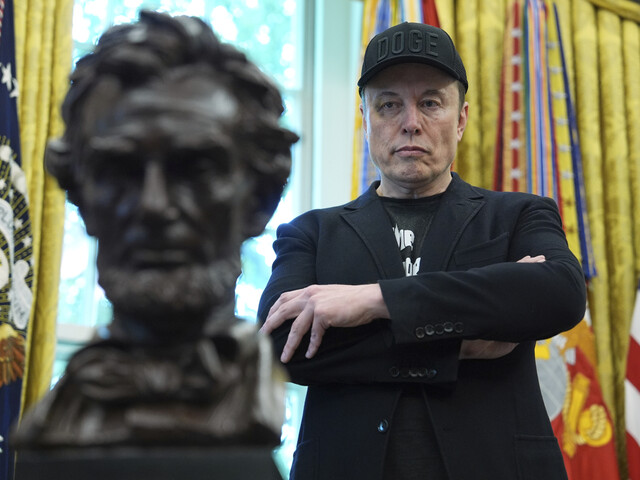 Trumpovo meno je vraj v spisoch o sexuálnom delikventovi Epsteinovi. Musk obvinil vládu z ich utajovania