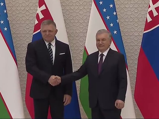 Premiér Fico navštívil Uzbekistan. Chválil jeho politický systém a volal po zmene aj na Slovensku