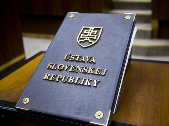Hlas chce meniť ústavu. Volebné obdobie by po novom mohlo predčasne ukončiť referendum