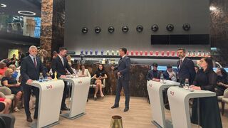 Král na ťahu:  Smer-SD verzus PS