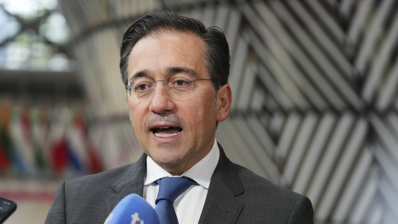 José Manuel Albares.jpg