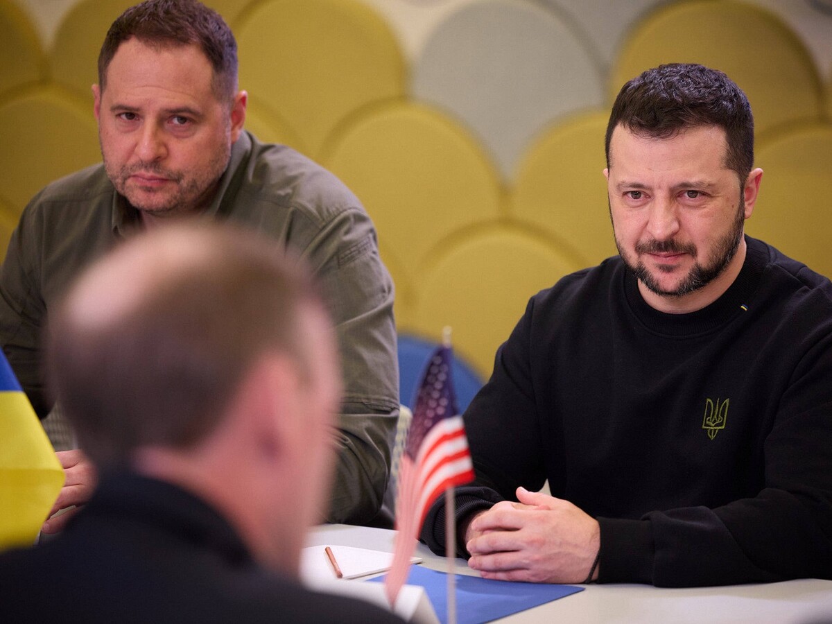 zelenskyj a jermak.jpg