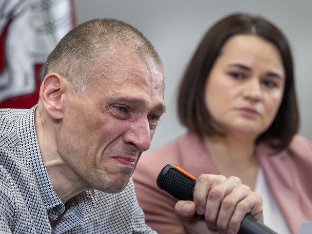 Takmer zabudol hovoriť, deti ho nespoznali, ďakoval Trumpovi. Cichanovski opísal 5 rokov v bieloruskom väzení