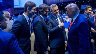 Prezident Pellegrini sa v Haagu stretol s Trumpom aj Starmerom. Odišiel bez požehnania vlády, je to hanba, reaguje PS