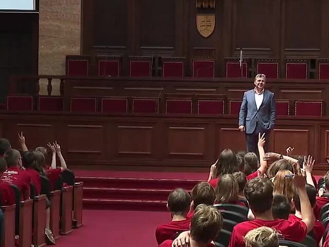 Letné prázdniny netrávia len oddychom. Mnohé deti sa rozhodli vzdelávať na univerzite