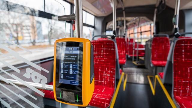 mhd autobus zastávka doprava